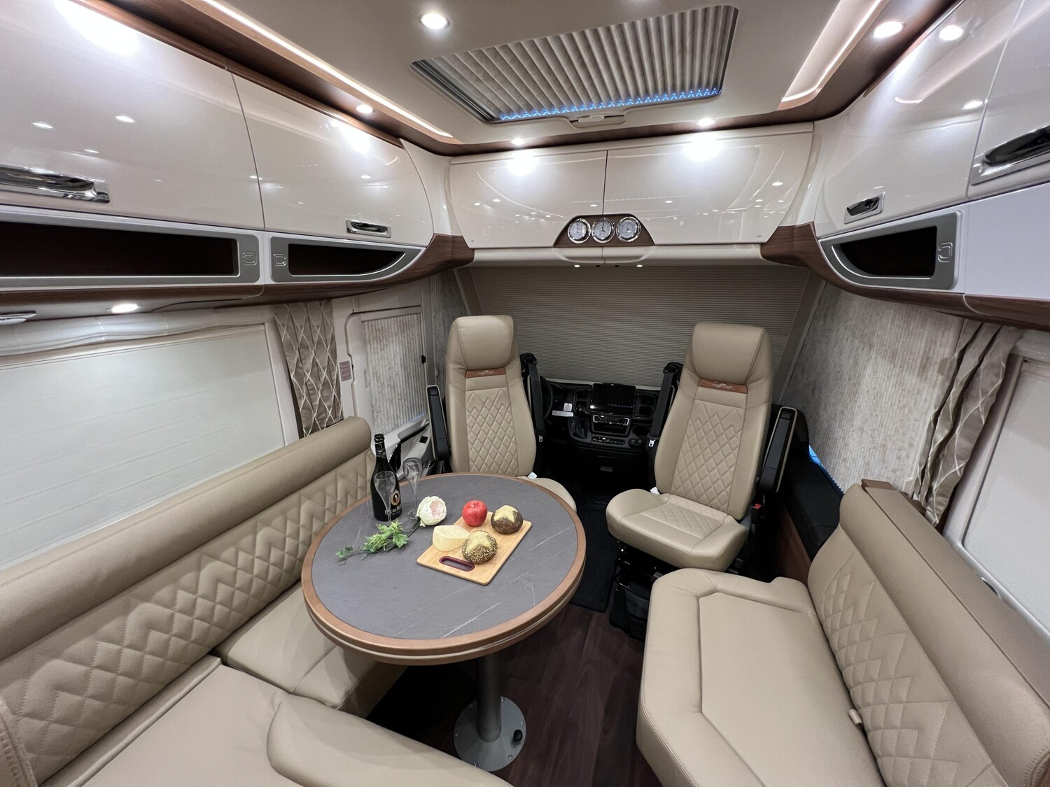 Carthago chic e-line I 50 LE – Bild 12