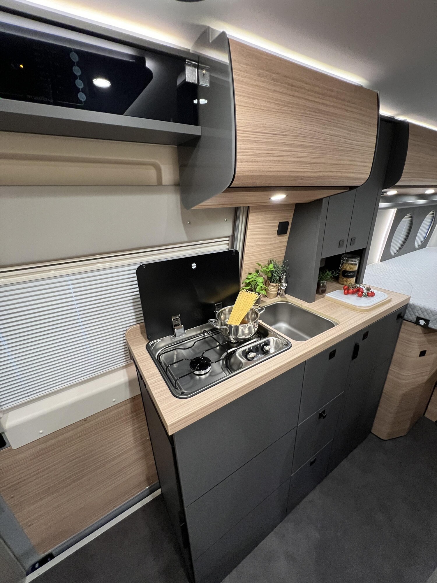 Malibu Van charming GT skyview 640 LE RB – Bild 18