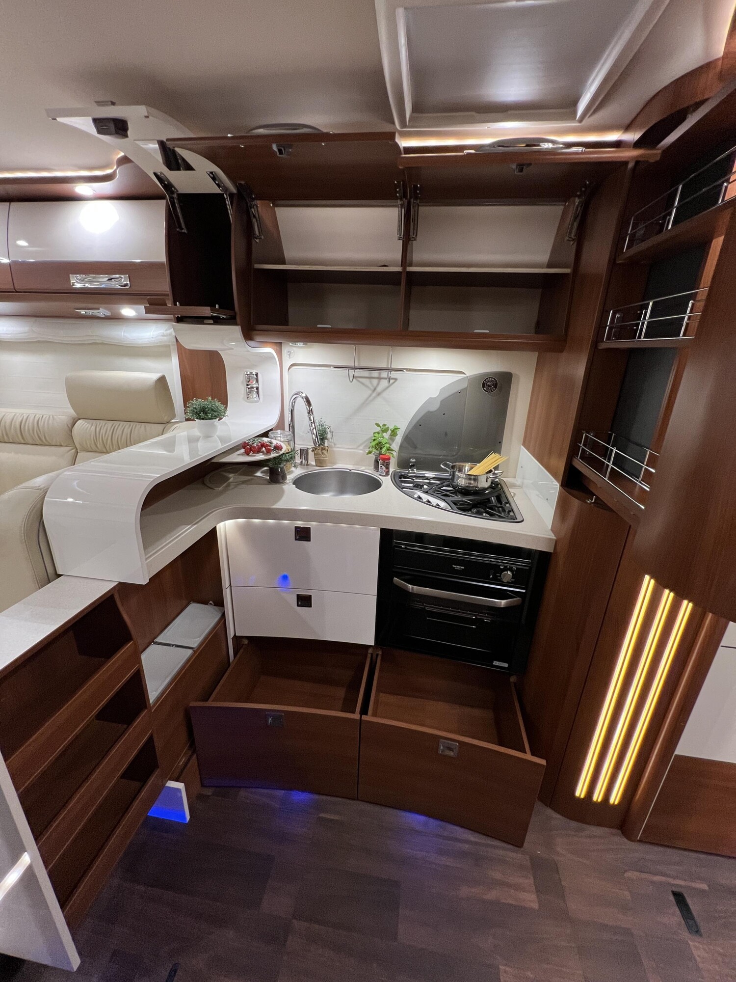 Carthago liner-for-two I 53 L – Bild 18