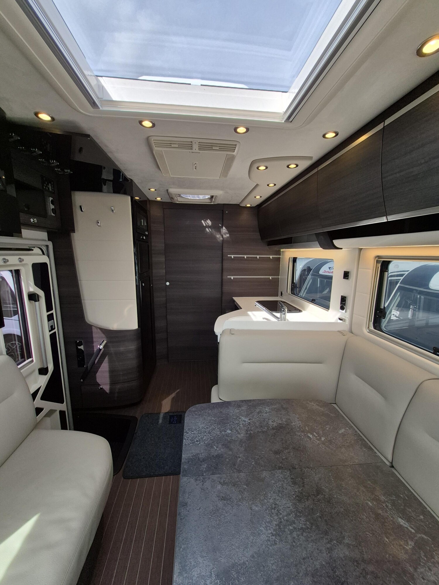 Concorde Carver 790 LI