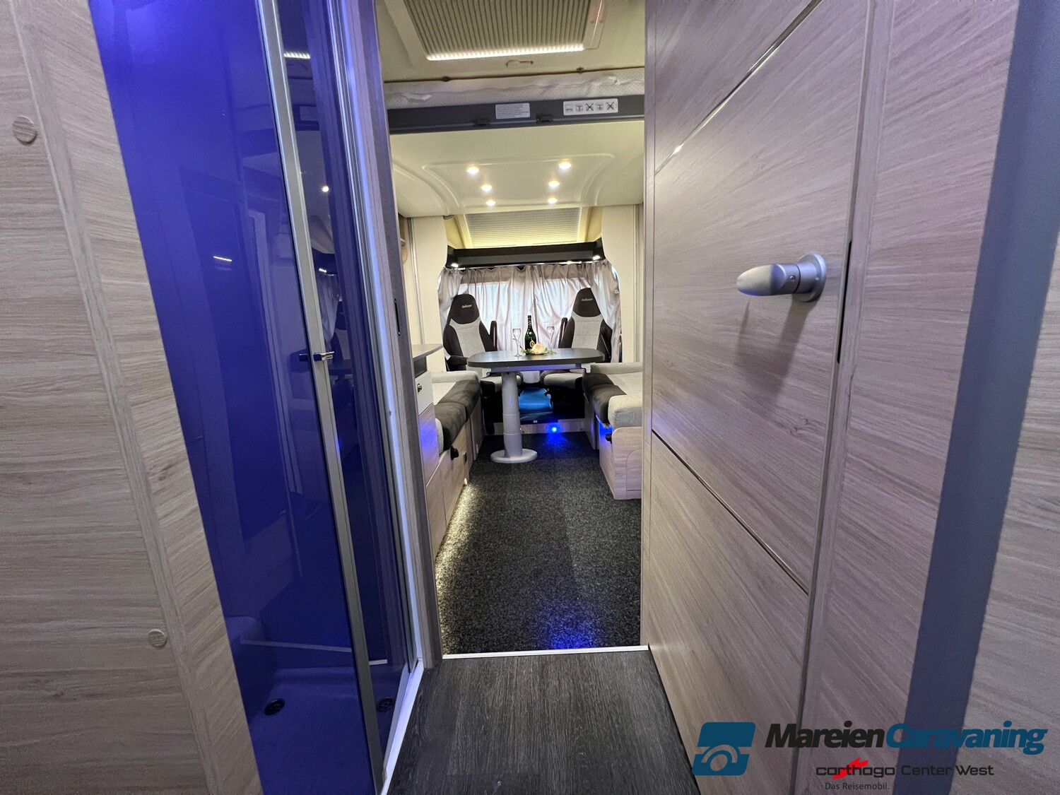 Challenger Teilintegriert 380 – Bild 20