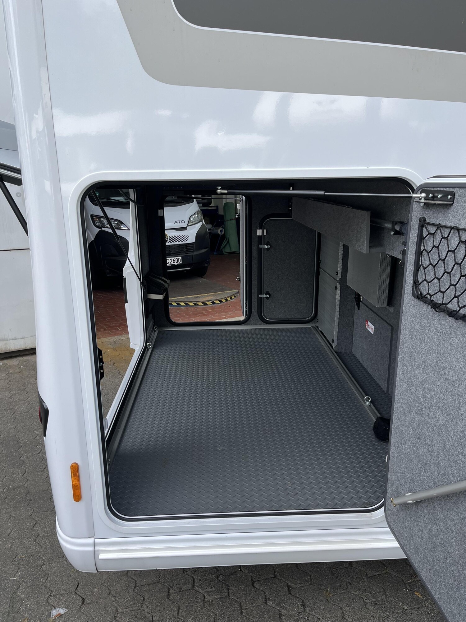 Frankia F-Line I 790 QD