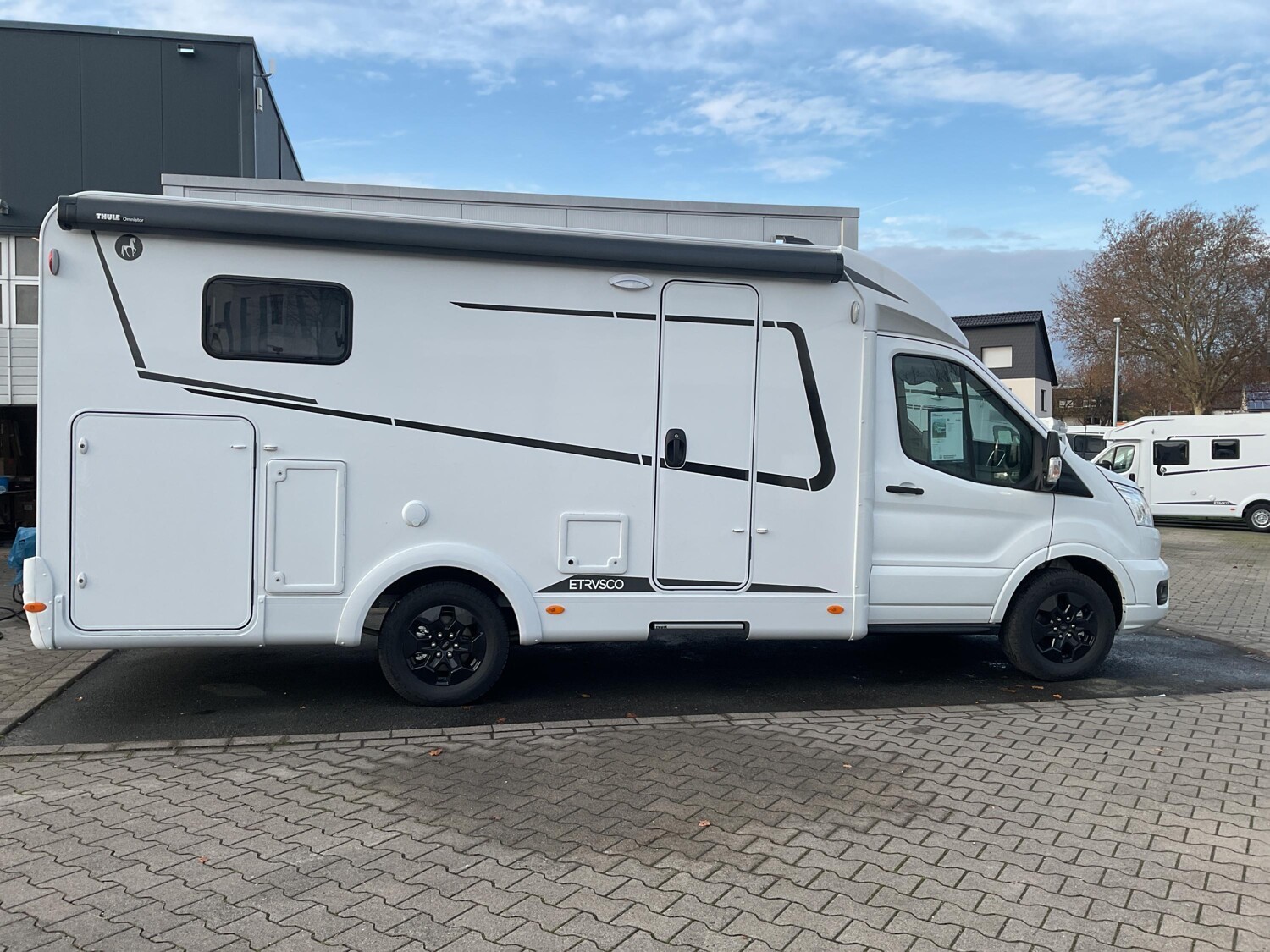 Etrusco V Ford 6.8 SCF inkl. Dachklimaanlage 2026
