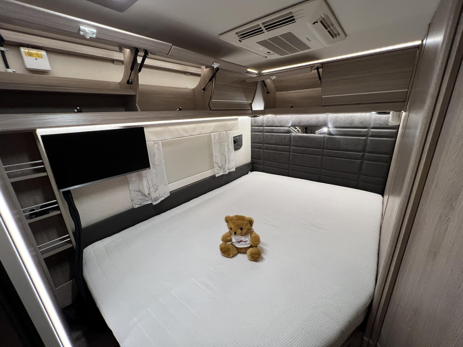 Kabe Travel Master Royal x780 LXL – Bild 29