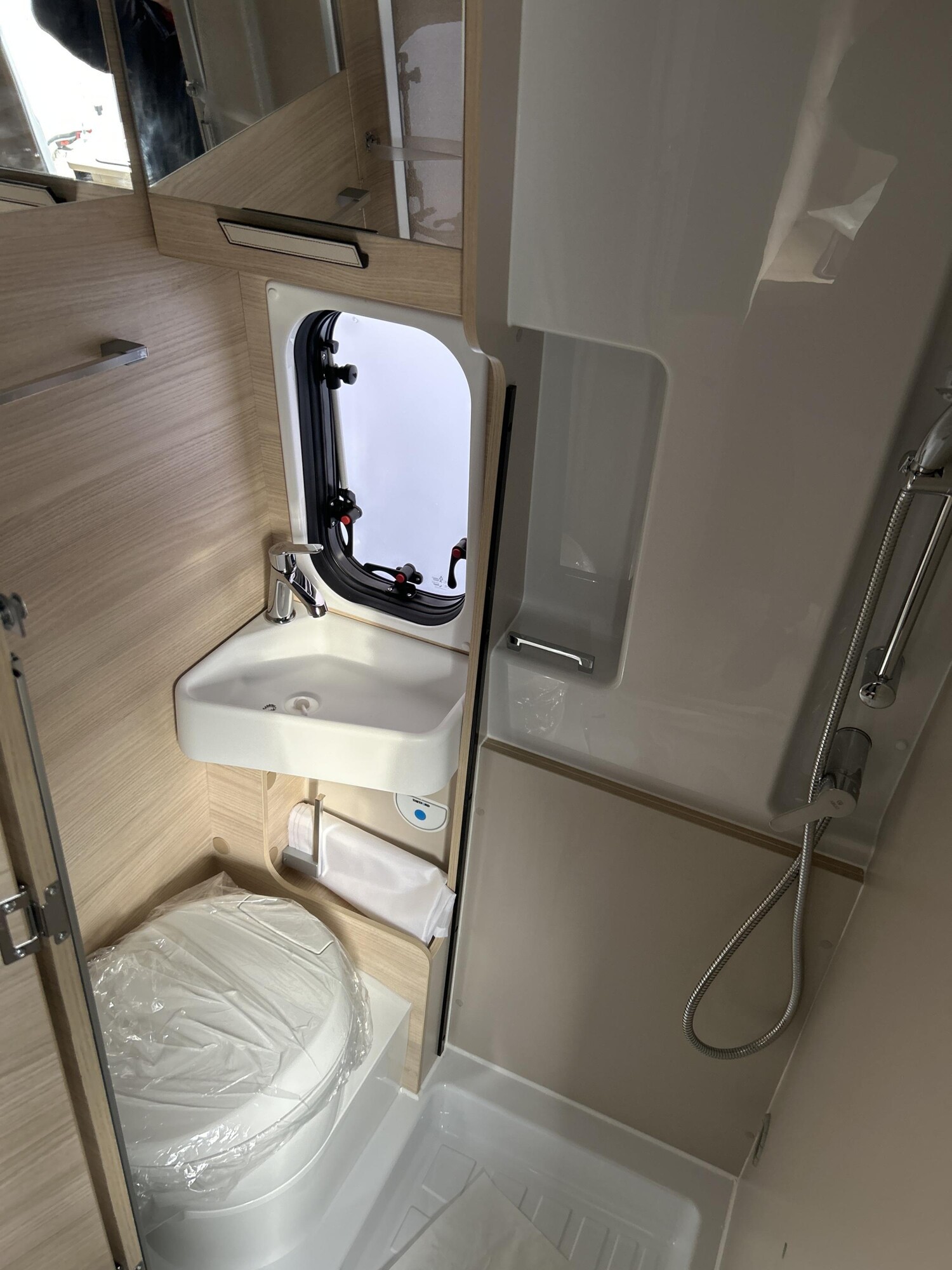 Chausson Van Sport Line V697 inkl. Dachklimaanlage 2026 Bild 4