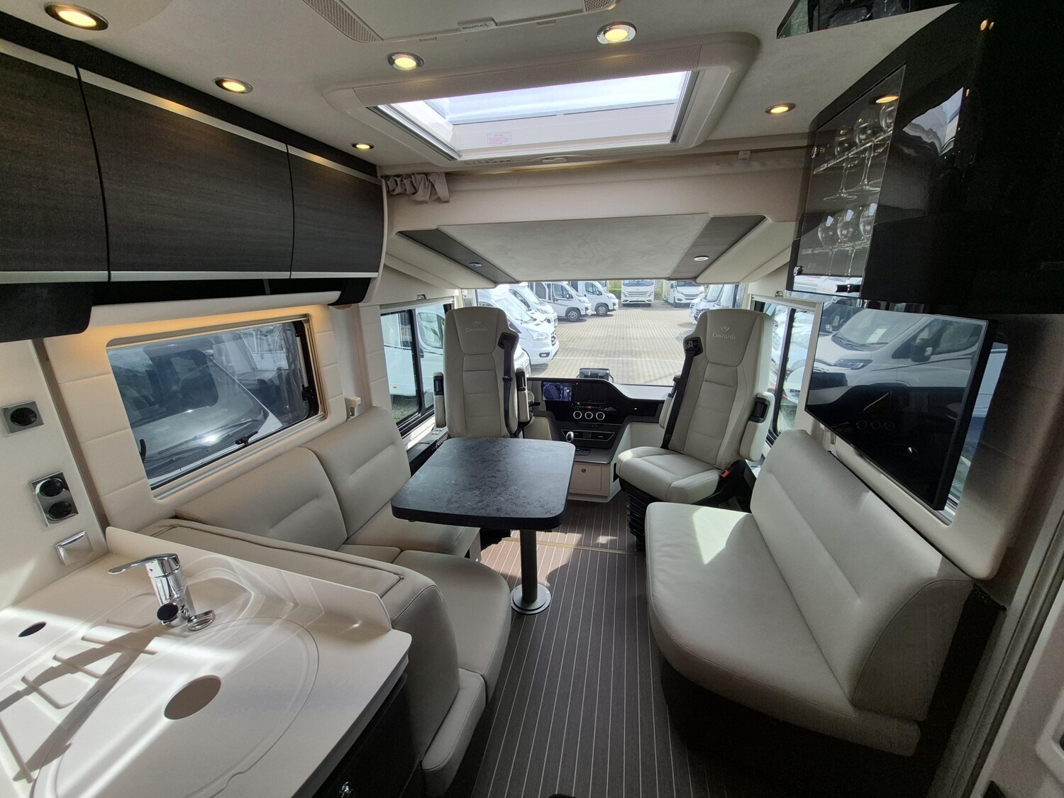 Concorde Carver 790 LI