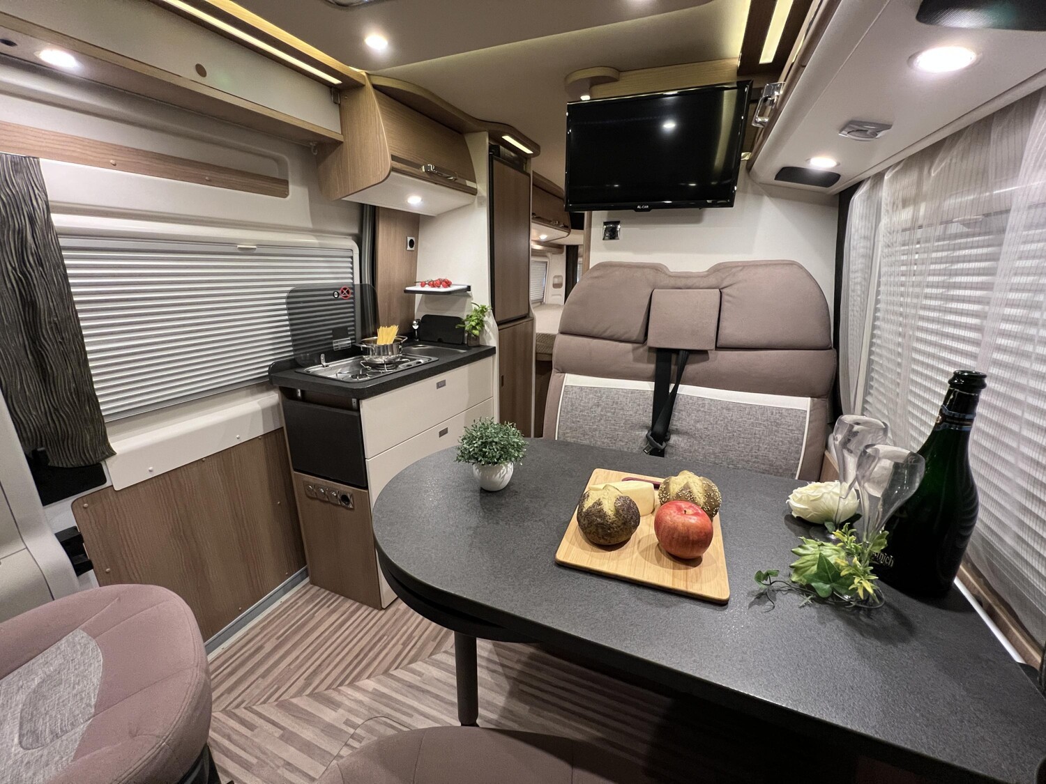 Malibu Van charming 640 LE GT – Bild 12