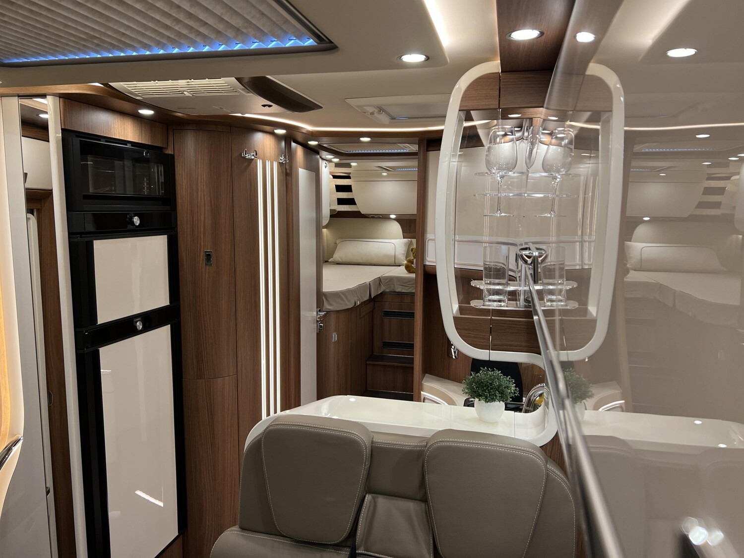 Carthago chic e-line I 50 LE – Bild 17