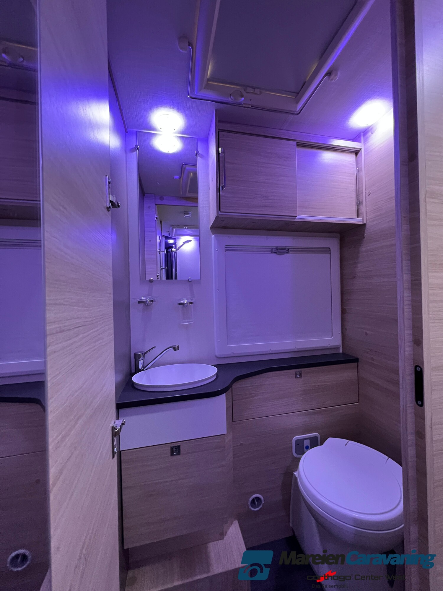 Challenger Teilintegriert 380 – Bild 22