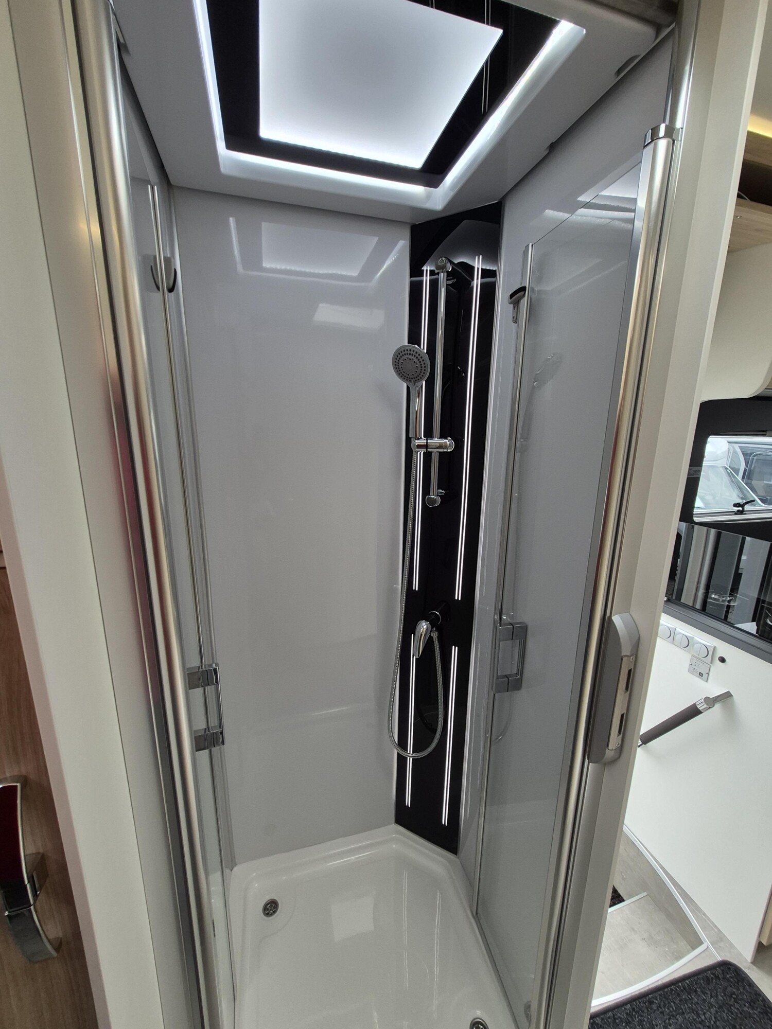 Frankia F-Line A 680 PLUS EDITION TOGETHER 4.5T