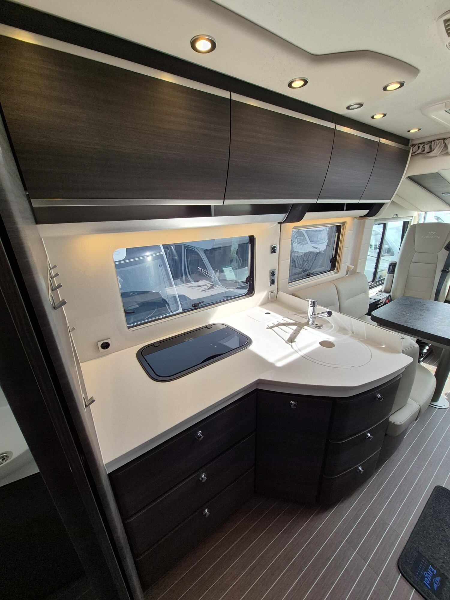 Concorde Carver 790 LI