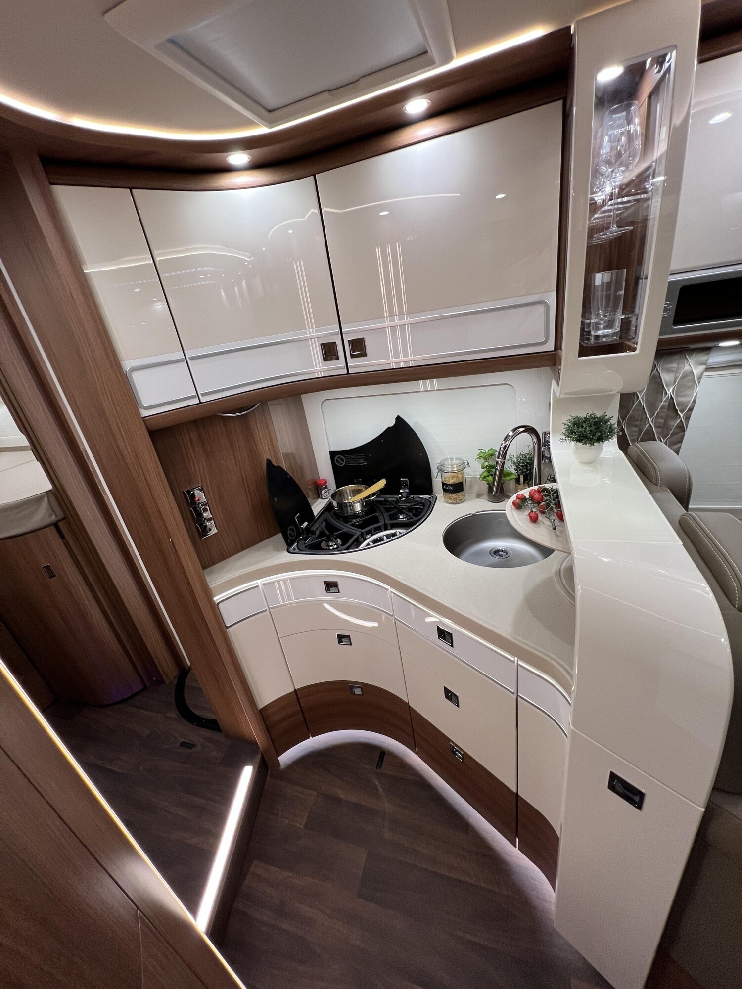 Carthago chic e-line I 50 LE – Bild 19
