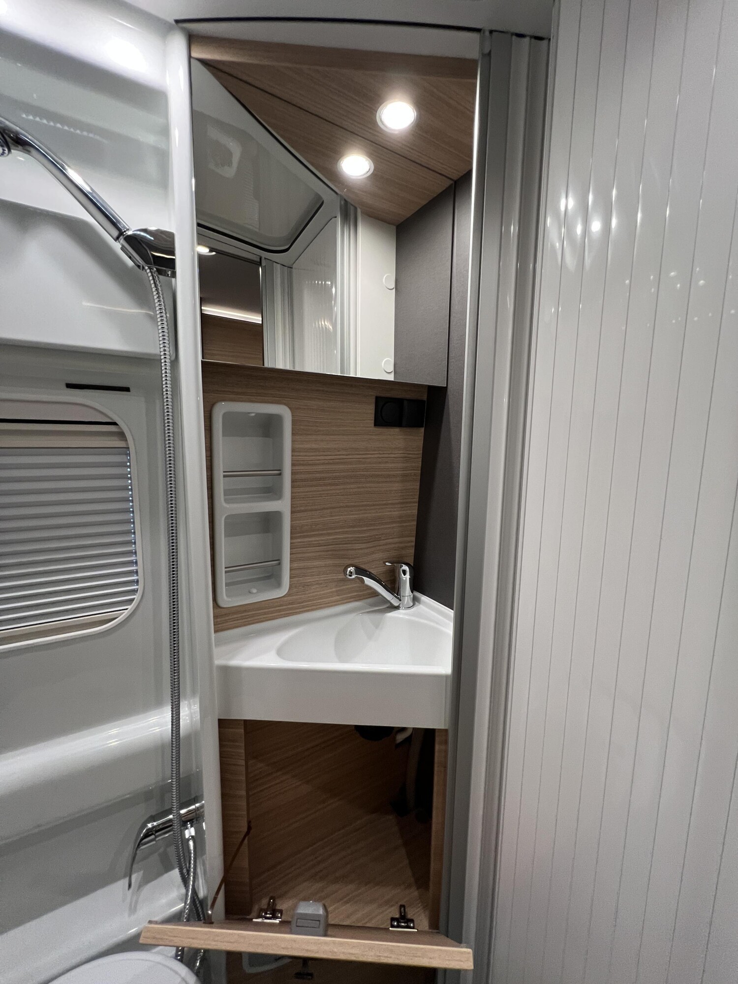 Malibu Van charming coupé 640 LE – Bild 32