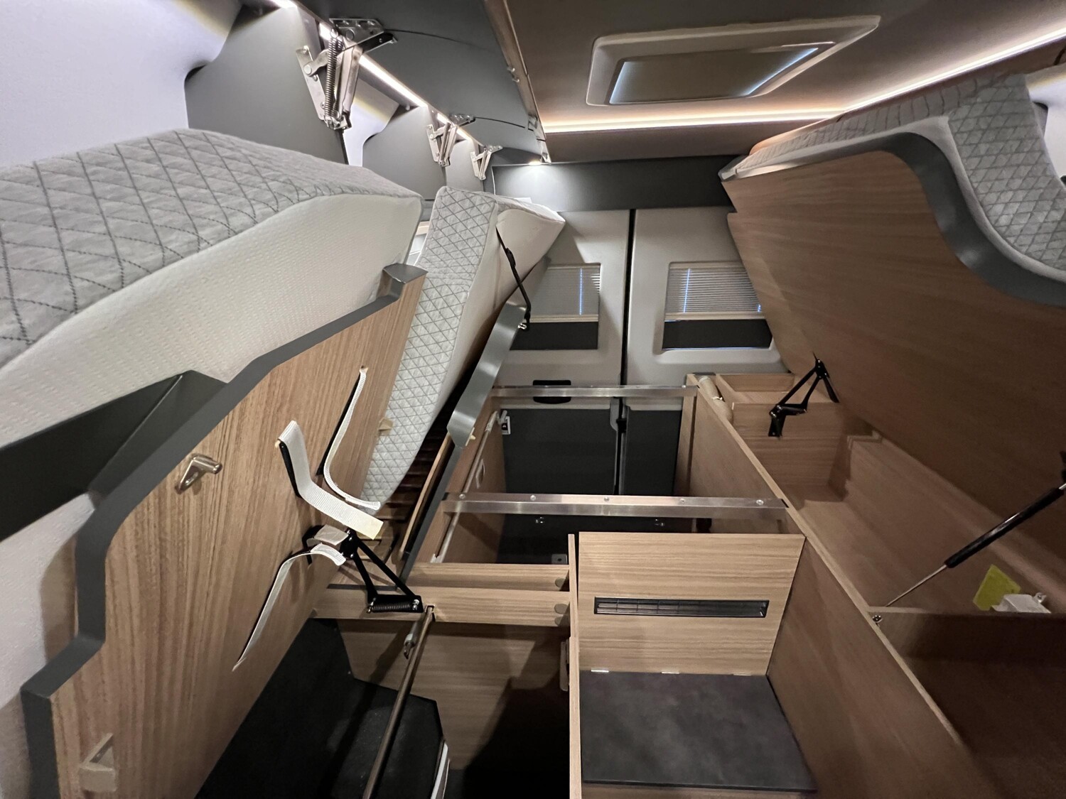 Malibu Van charming GT skyview 640 LE K – Bild 26
