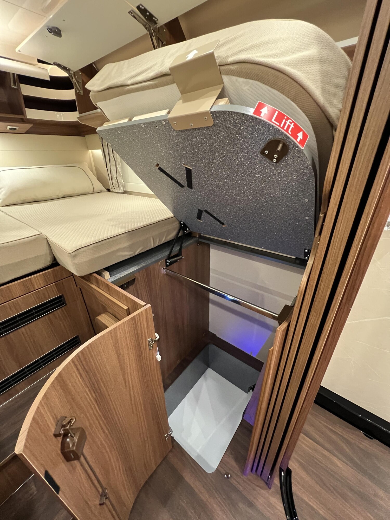 Carthago chic e-line I 50 LE – Bild 29