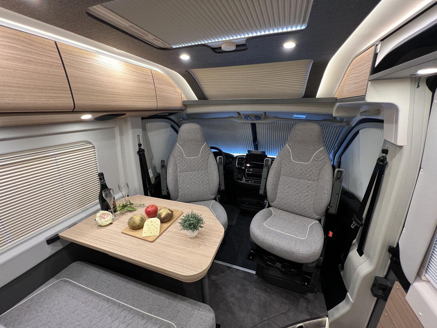 Malibu Van charming GT skyview 640 LE – Bild 12