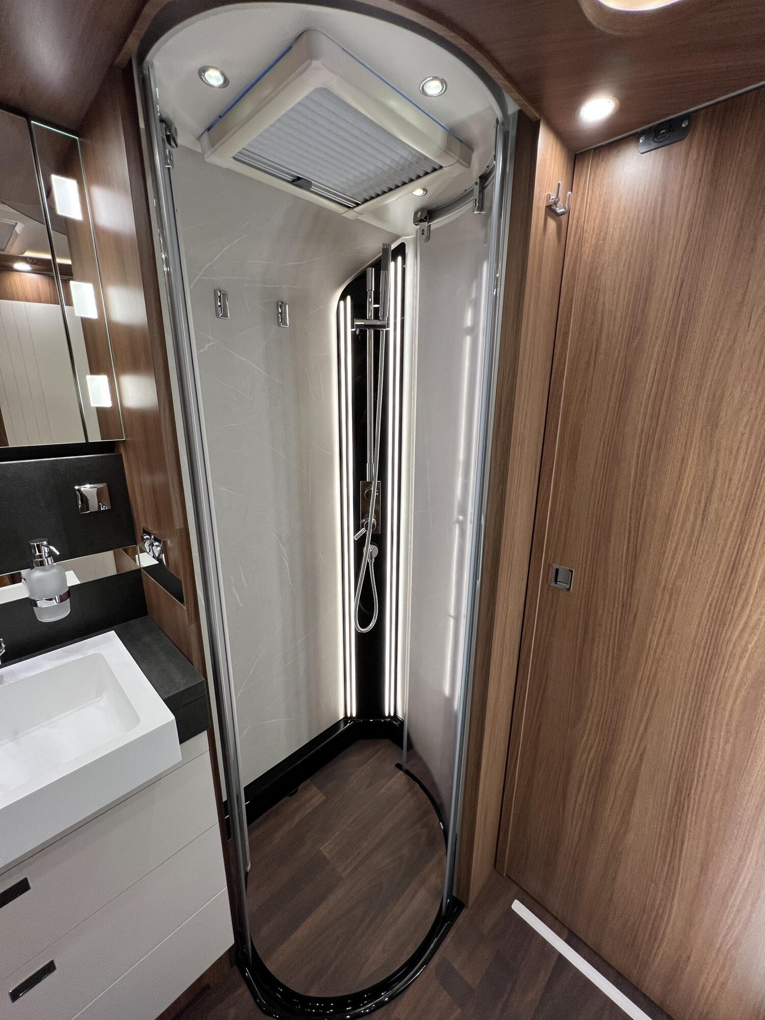 Carthago chic e-line I 61 XL LE – Bild 32