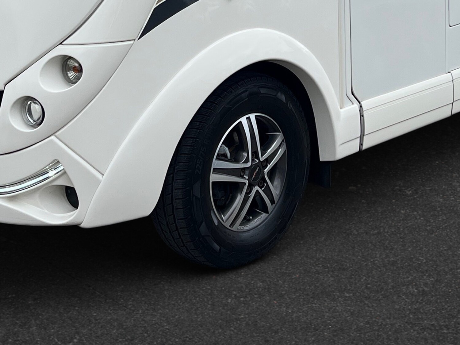 Carthago c-compactline I 141 LE – Bild 5