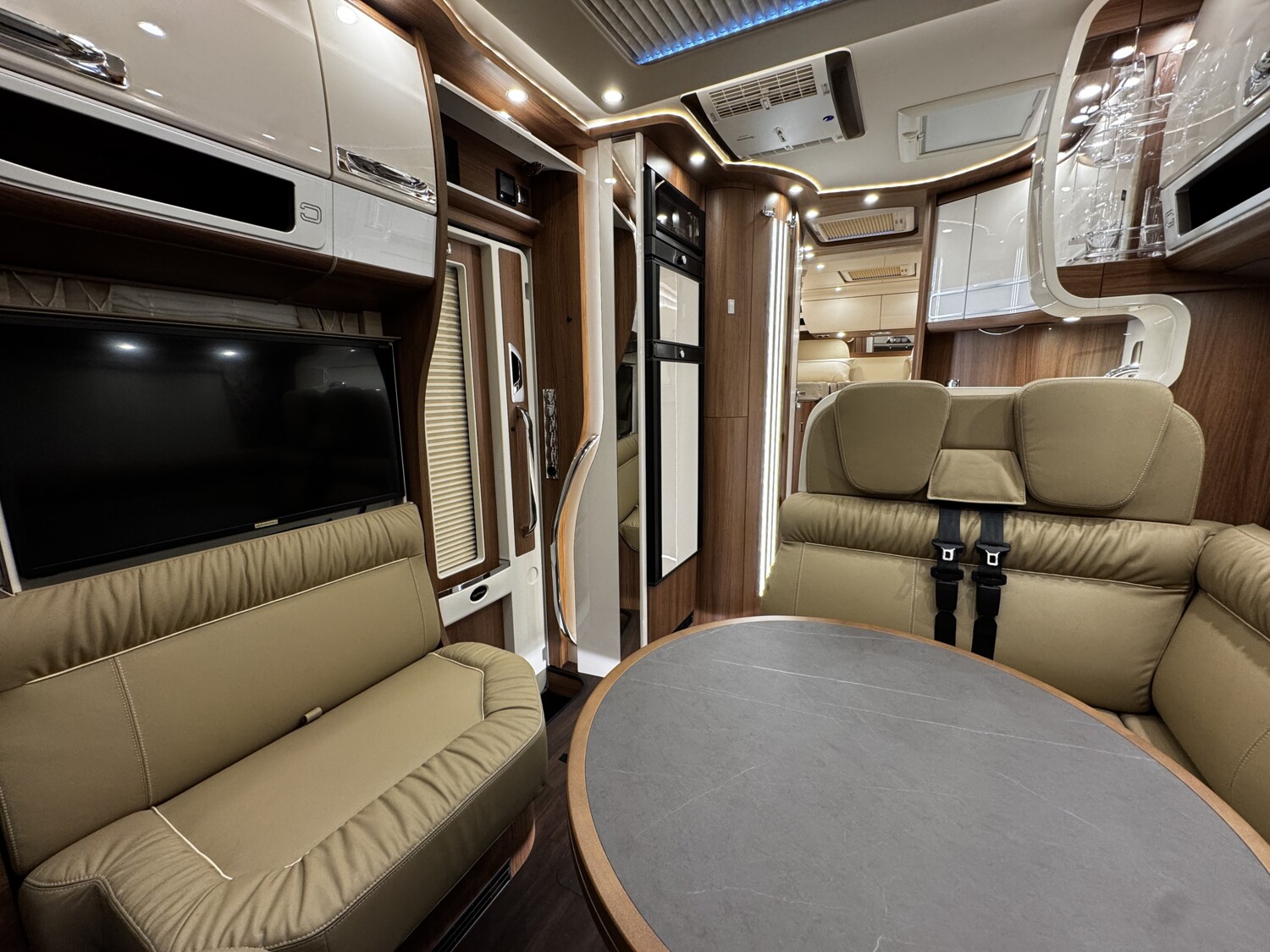 Carthago chic e-line I 50 LE DA – Bild 13