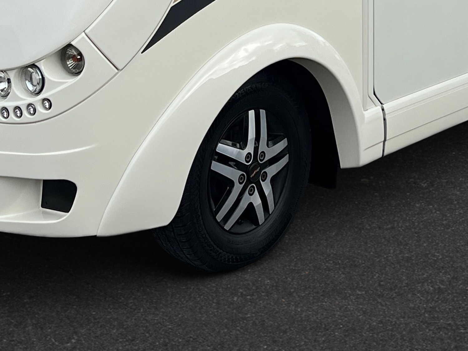 Carthago c-tourer I 143 LE – Bild 5