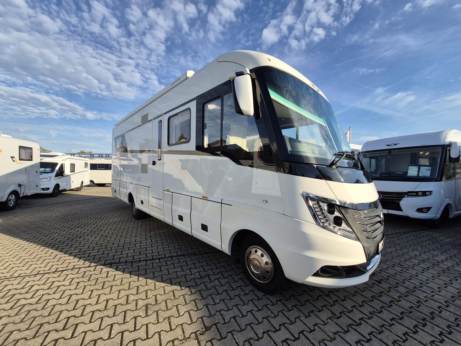 2016 Niesmann + Bischoff Flair 880 LE