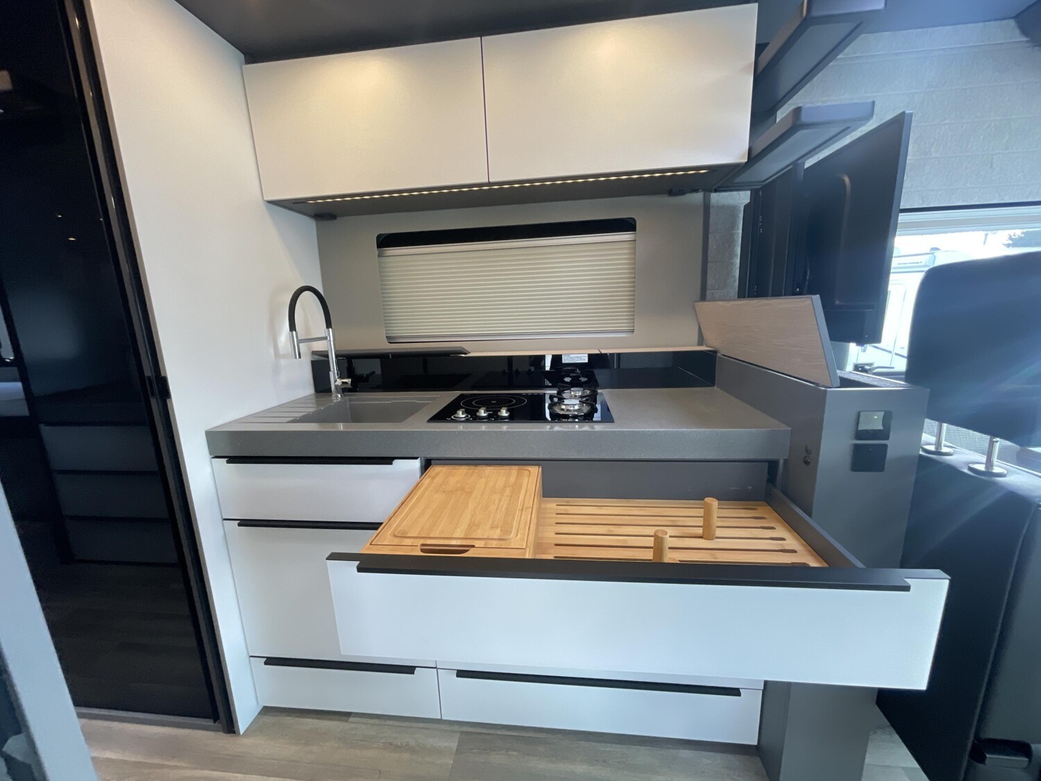 Niesmann-Bischoff Flair 920
