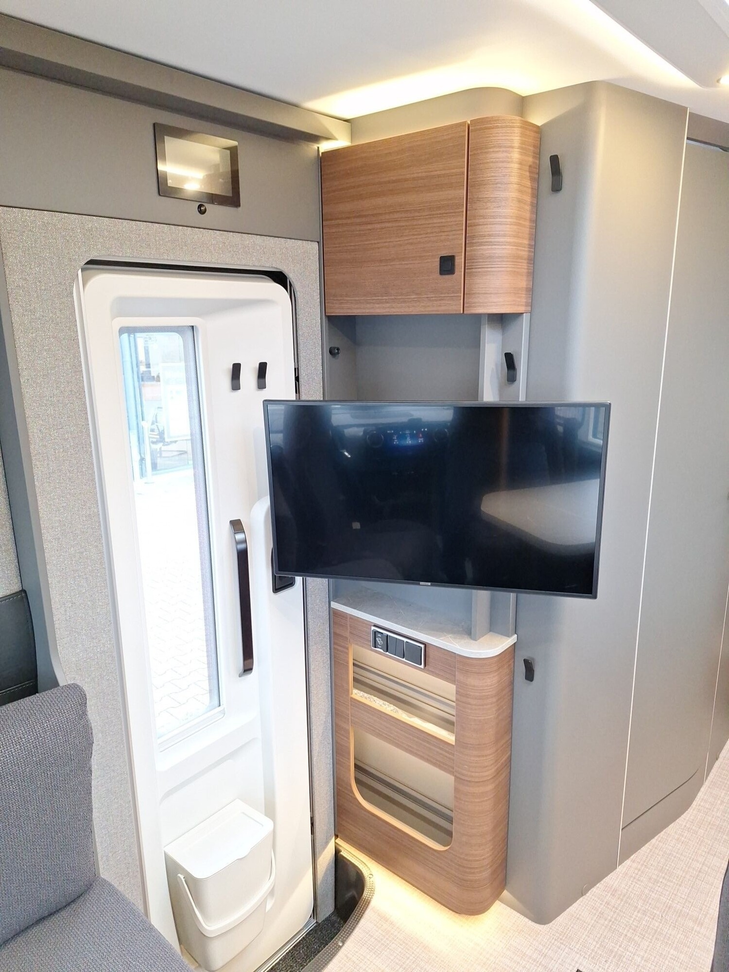 Hymer B-Klasse MC I WhiteLine 600