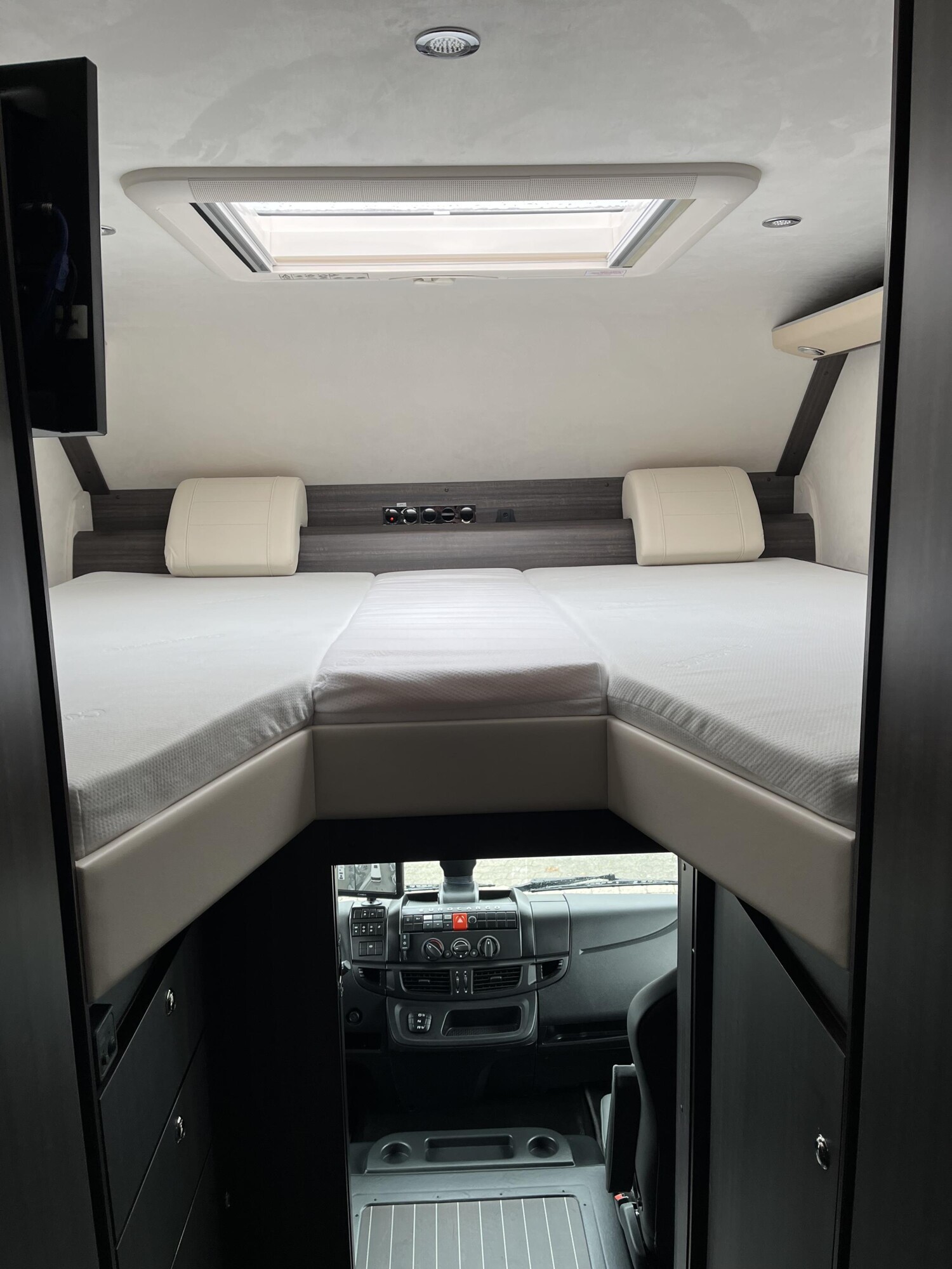 Concorde Cruiser 900 RRL