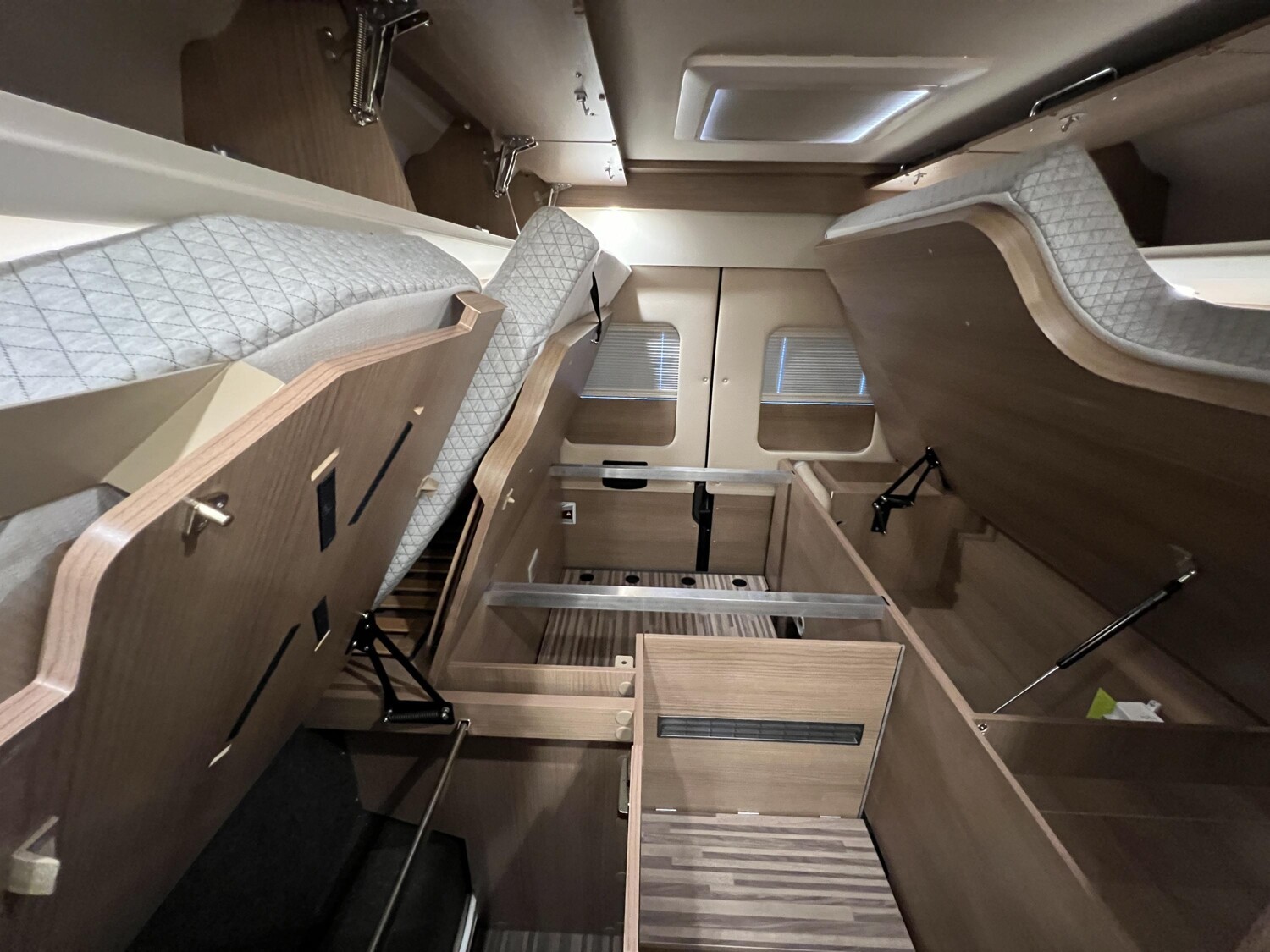 Malibu Van charming GT skyview 640 LE RB – Bild 25