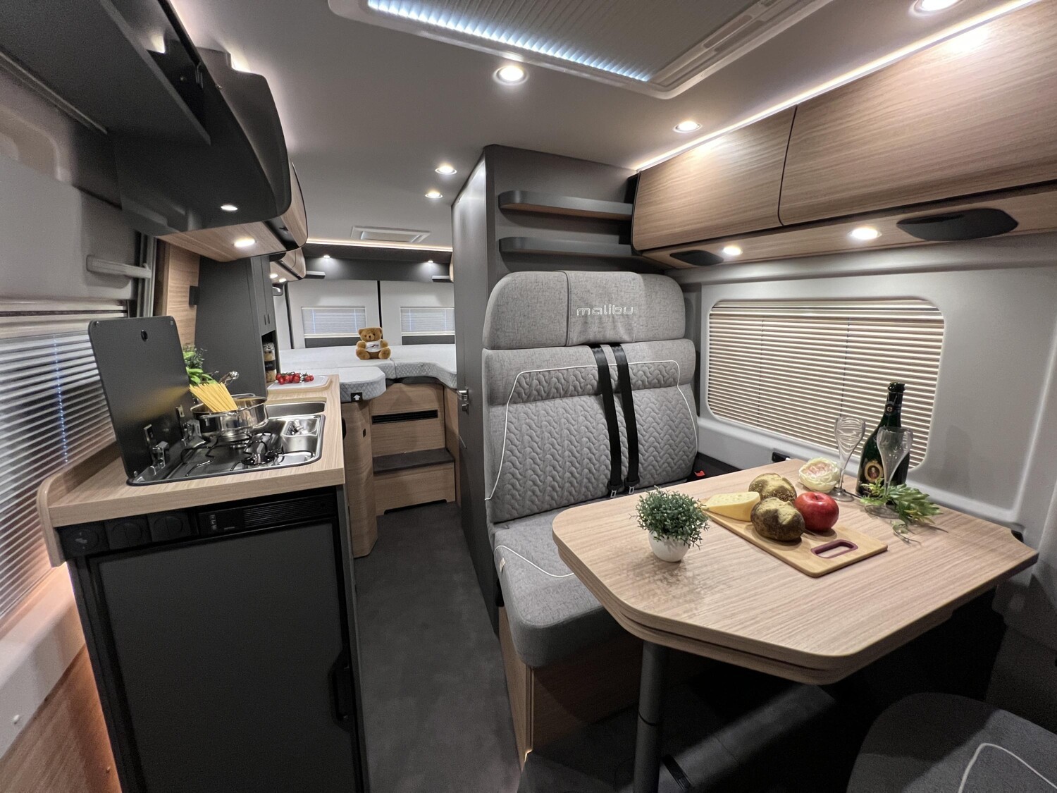 Malibu Van charming coupé 640 LE RB – Bild 15