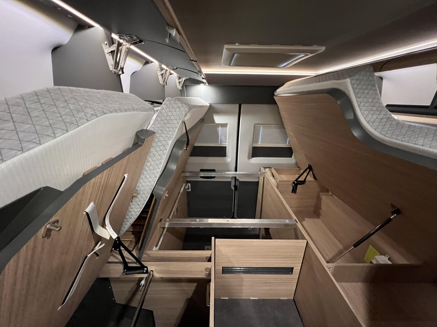 Malibu Van charming GT skyview 640 LE RB – Bild 26