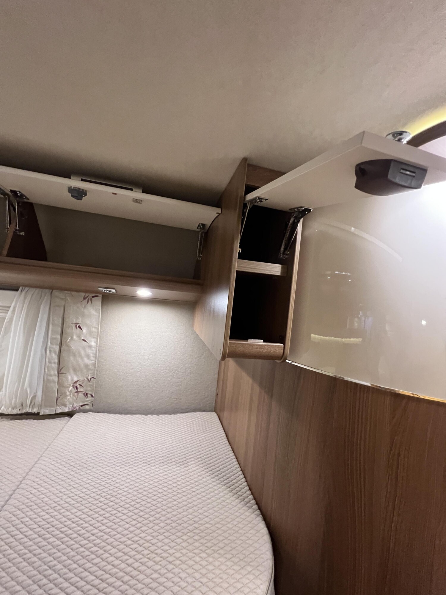Carthago c-tourer I 143 LE – Bild 25