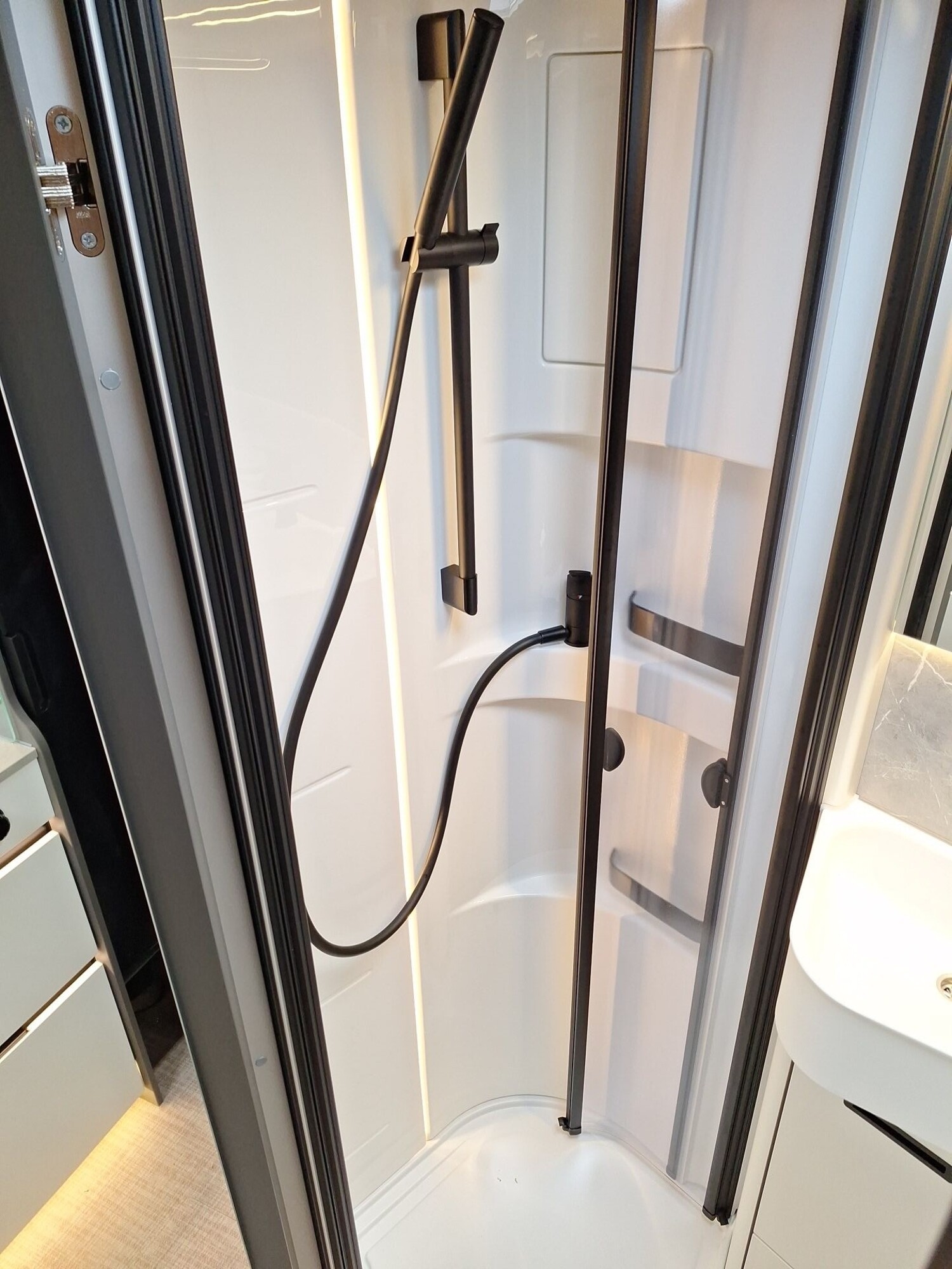 Hymer B-Klasse MC I WhiteLine 600