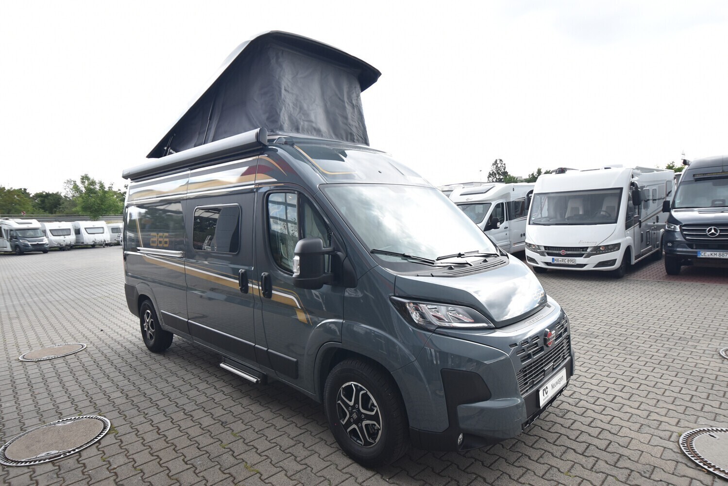 Bürstner - B66 C 600