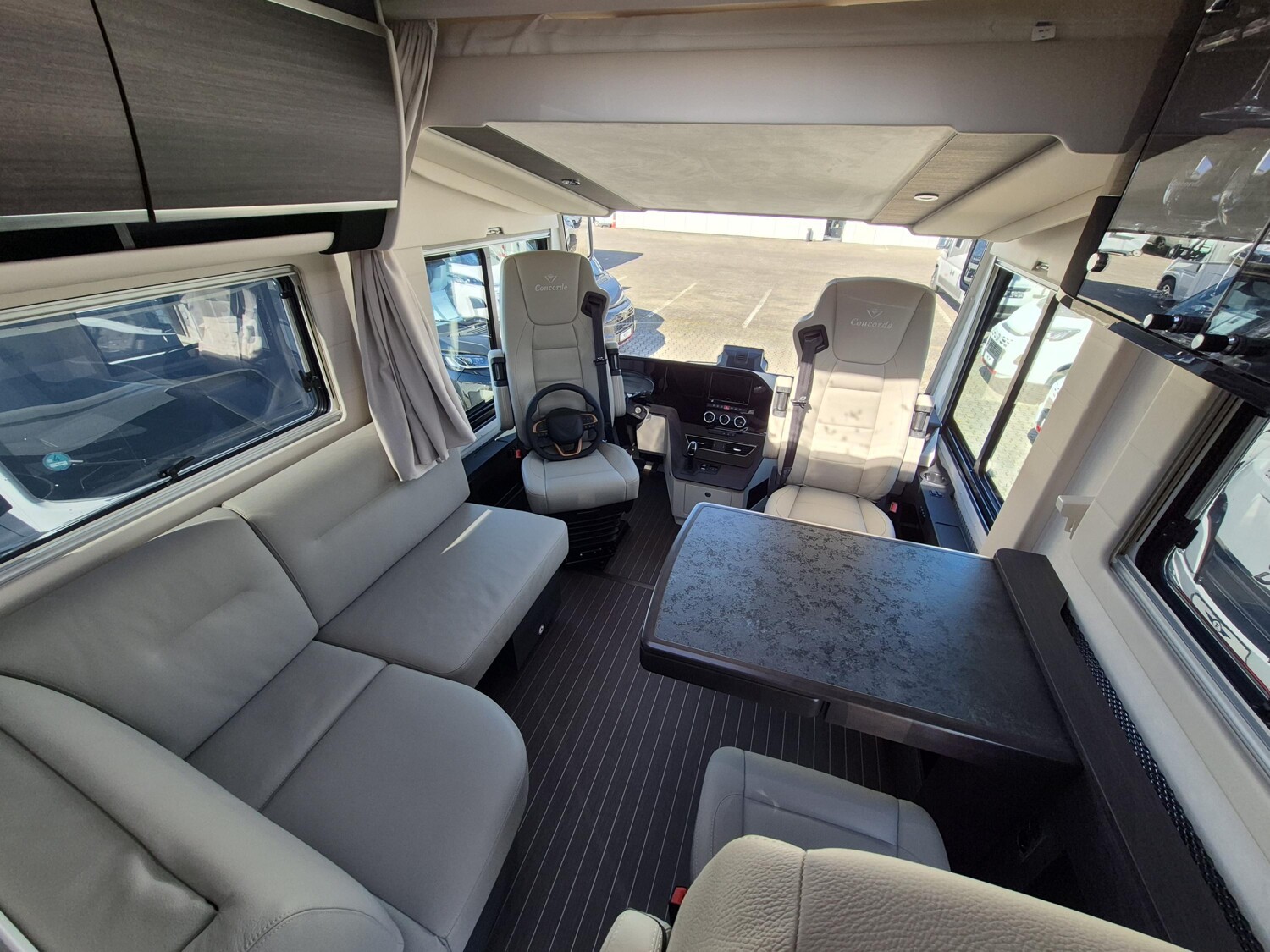 Concorde Carver 850 LI