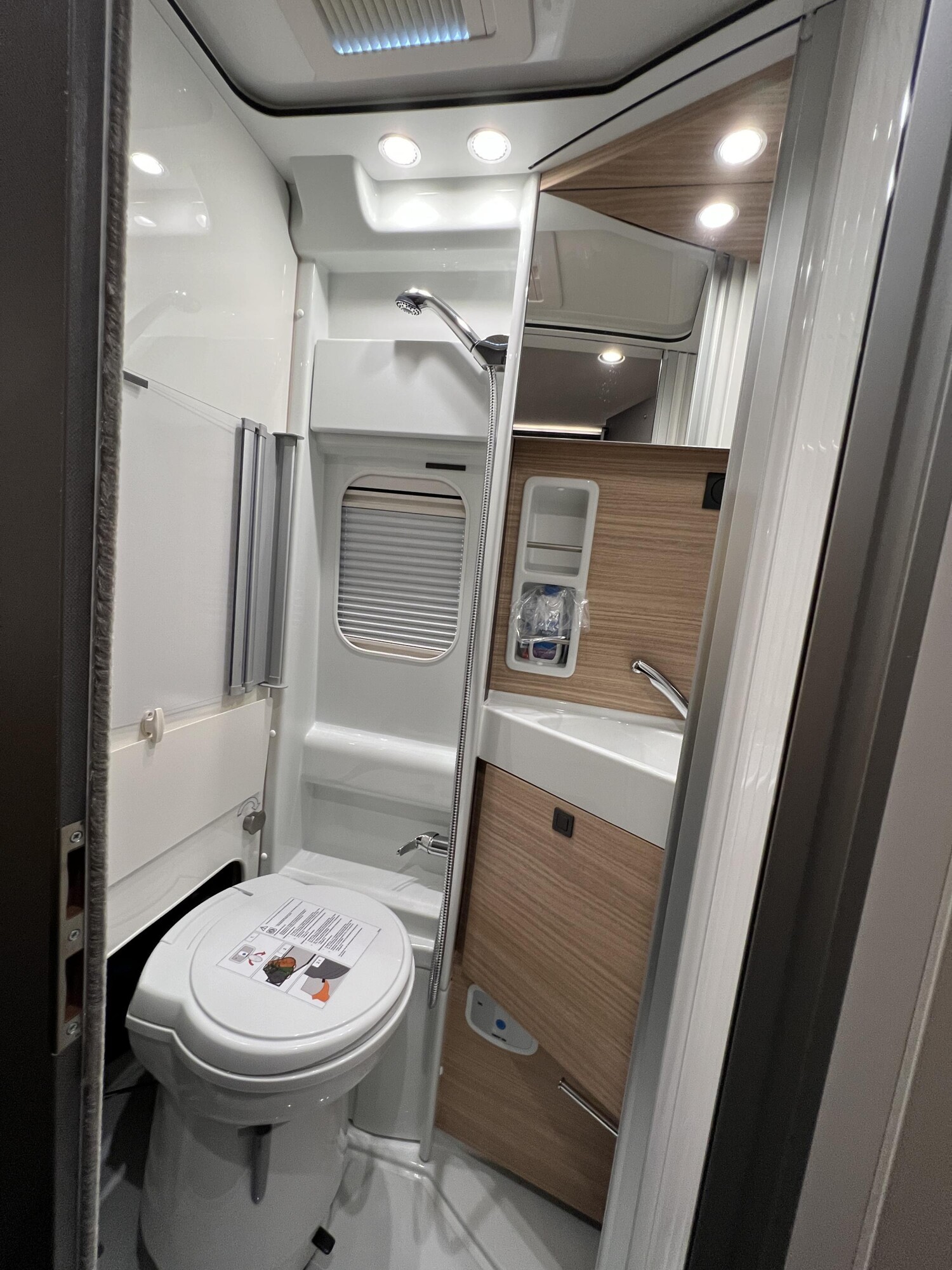 Malibu Van charming GT skyview 640 LE RB – Bild 32