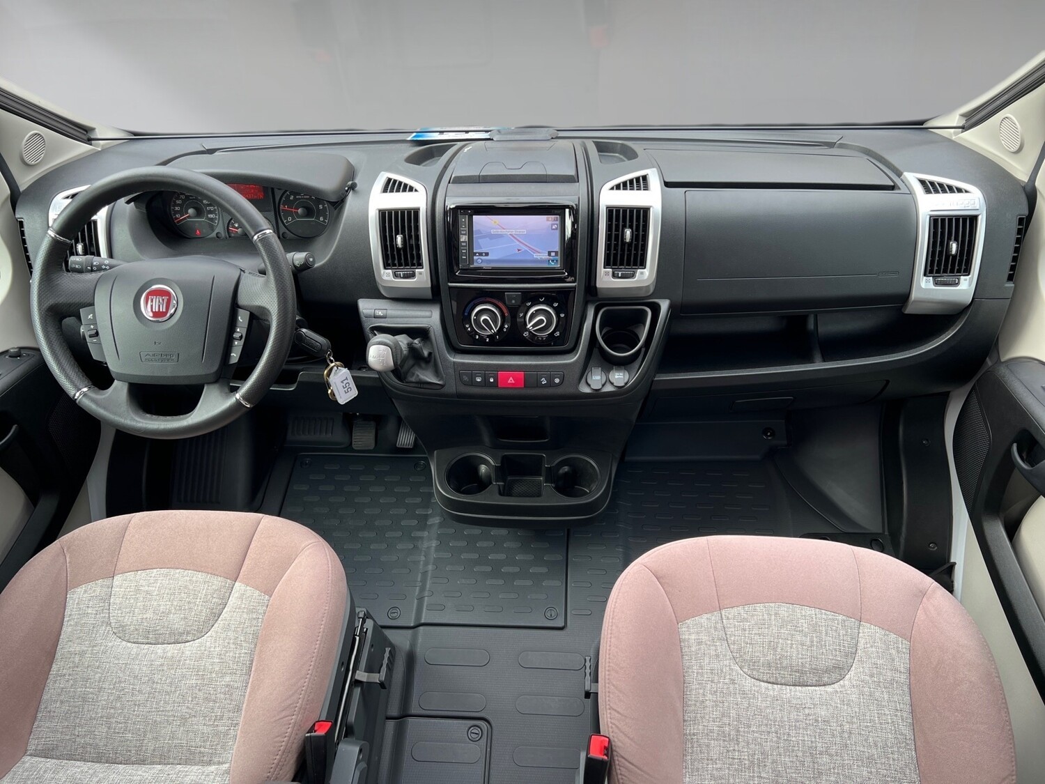 Malibu Van charming 640 LE GT – Bild 9