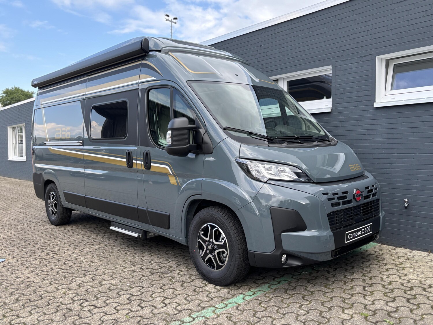 Bürstner - B66 C 600
