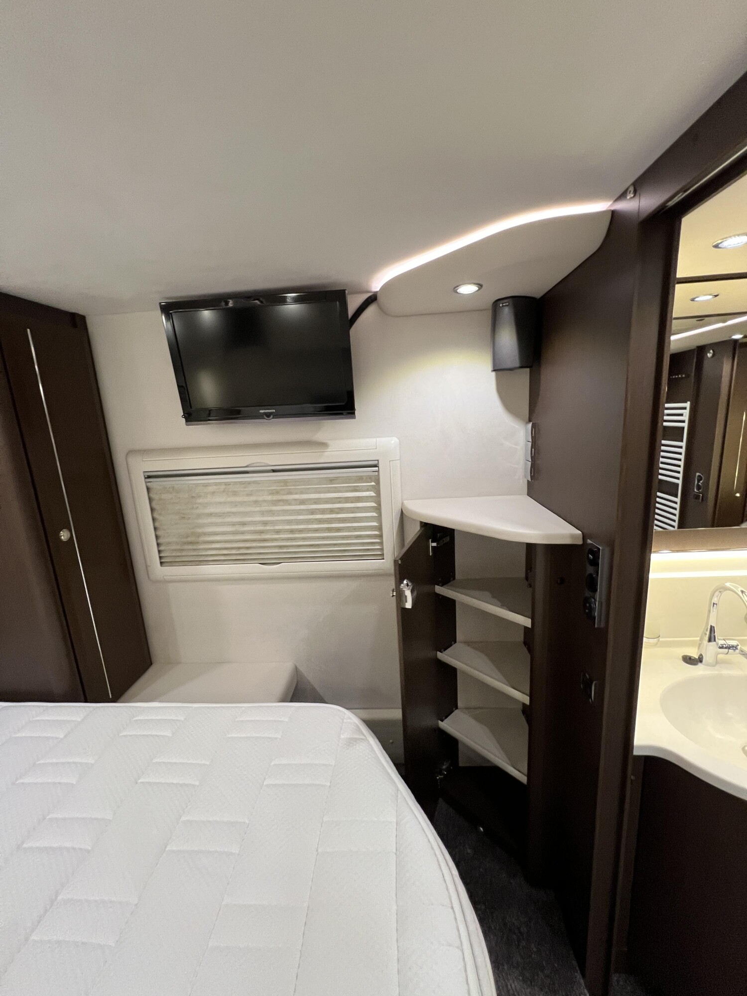 Concorde Centurion Liner Plus 840F – Bild 30