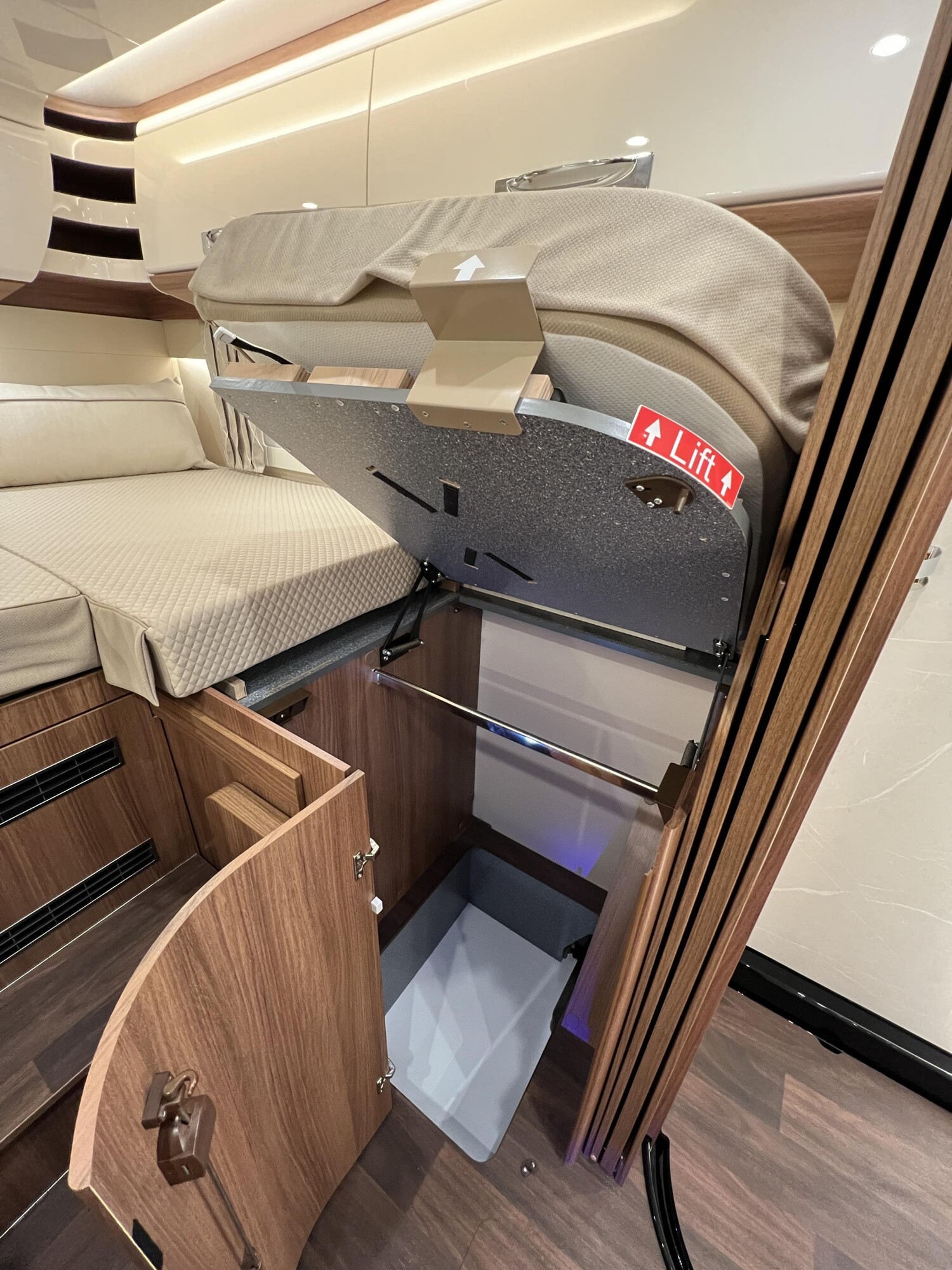 Carthago chic e-line I 50 LE – Bild 27