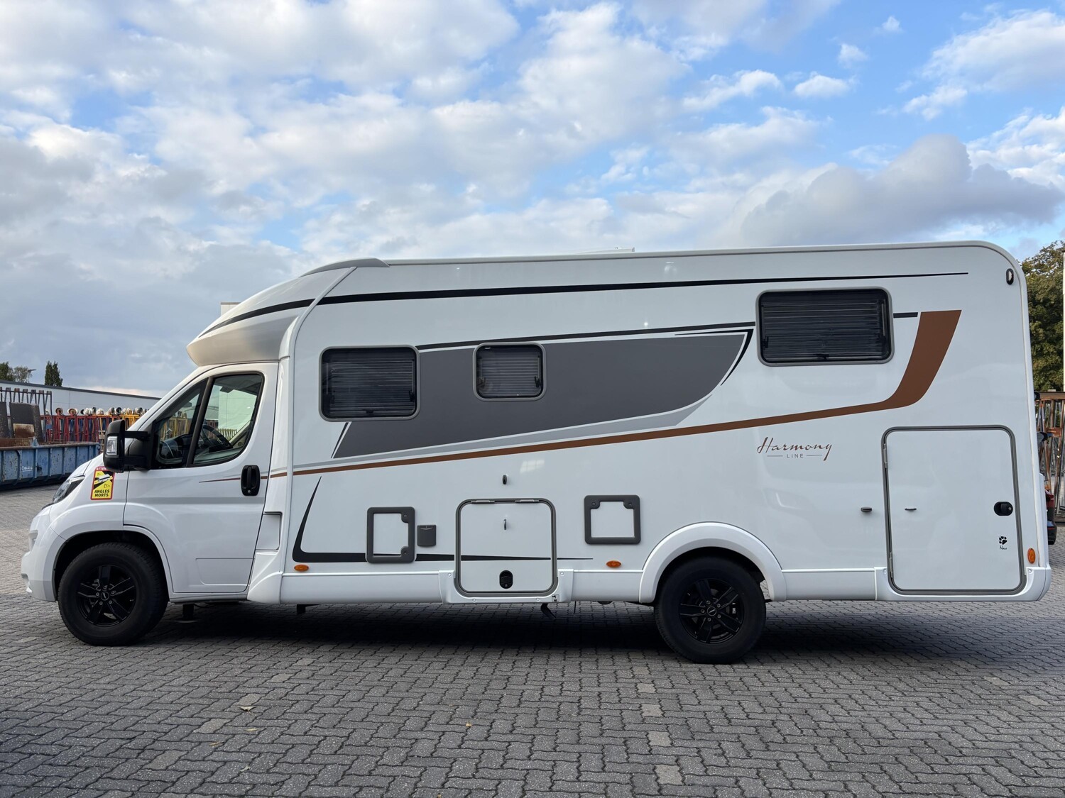 Bürstner Lyseo TD Harmony Line 736 – Bild 3