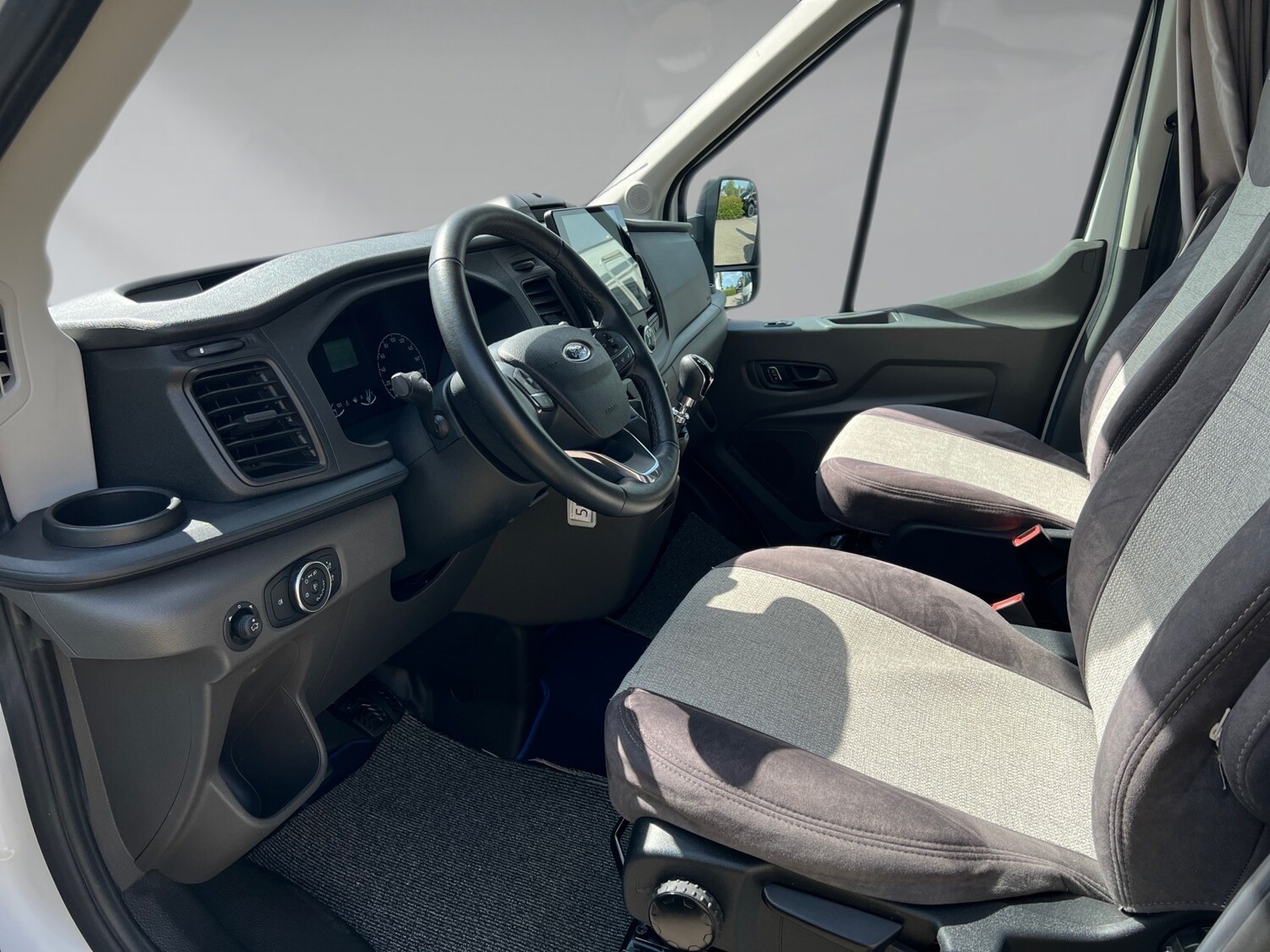 Challenger Teilintegriert 380 – Bild 6