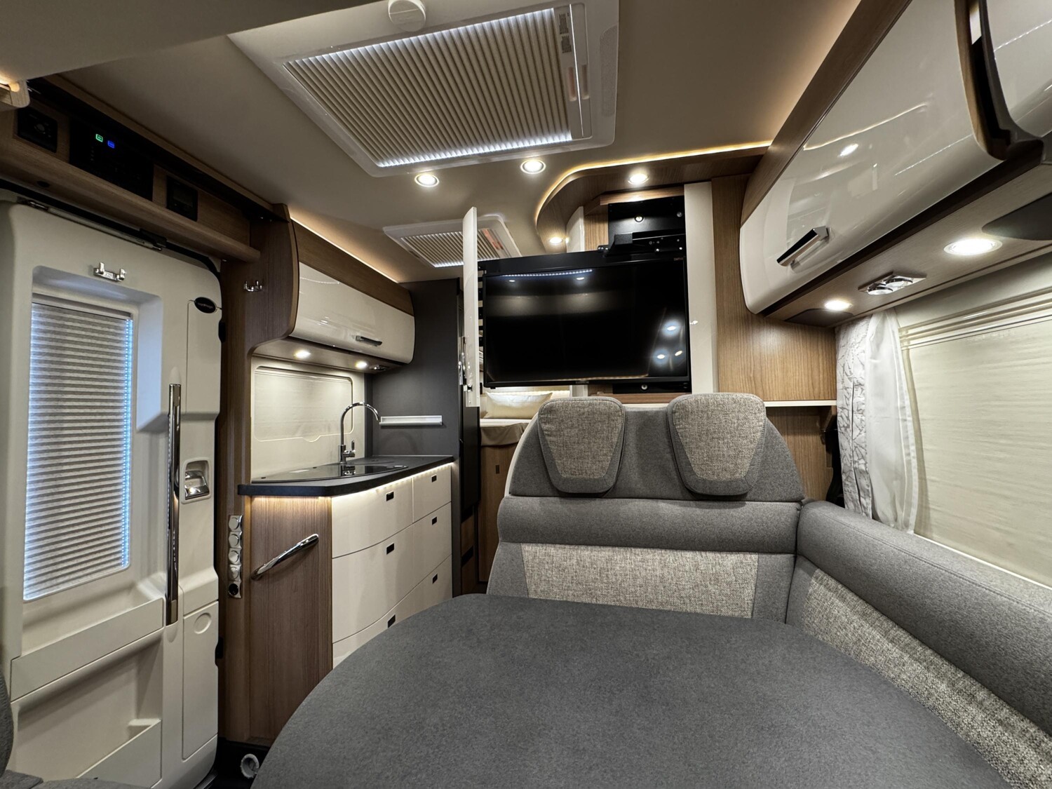 Carthago C1-tourer I 143 KB LE comfort – Bild 13