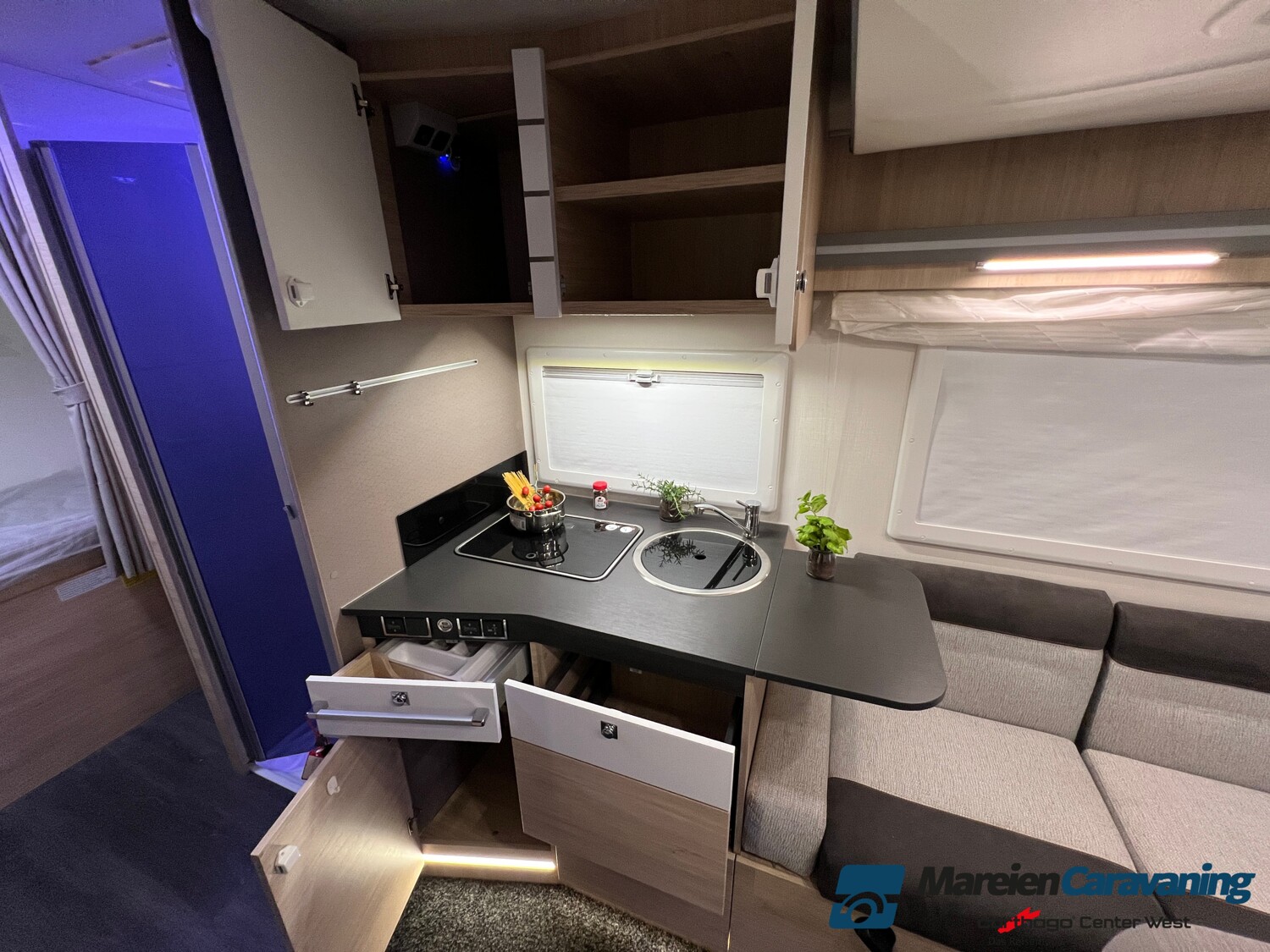 Challenger Teilintegriert 380 – Bild 15