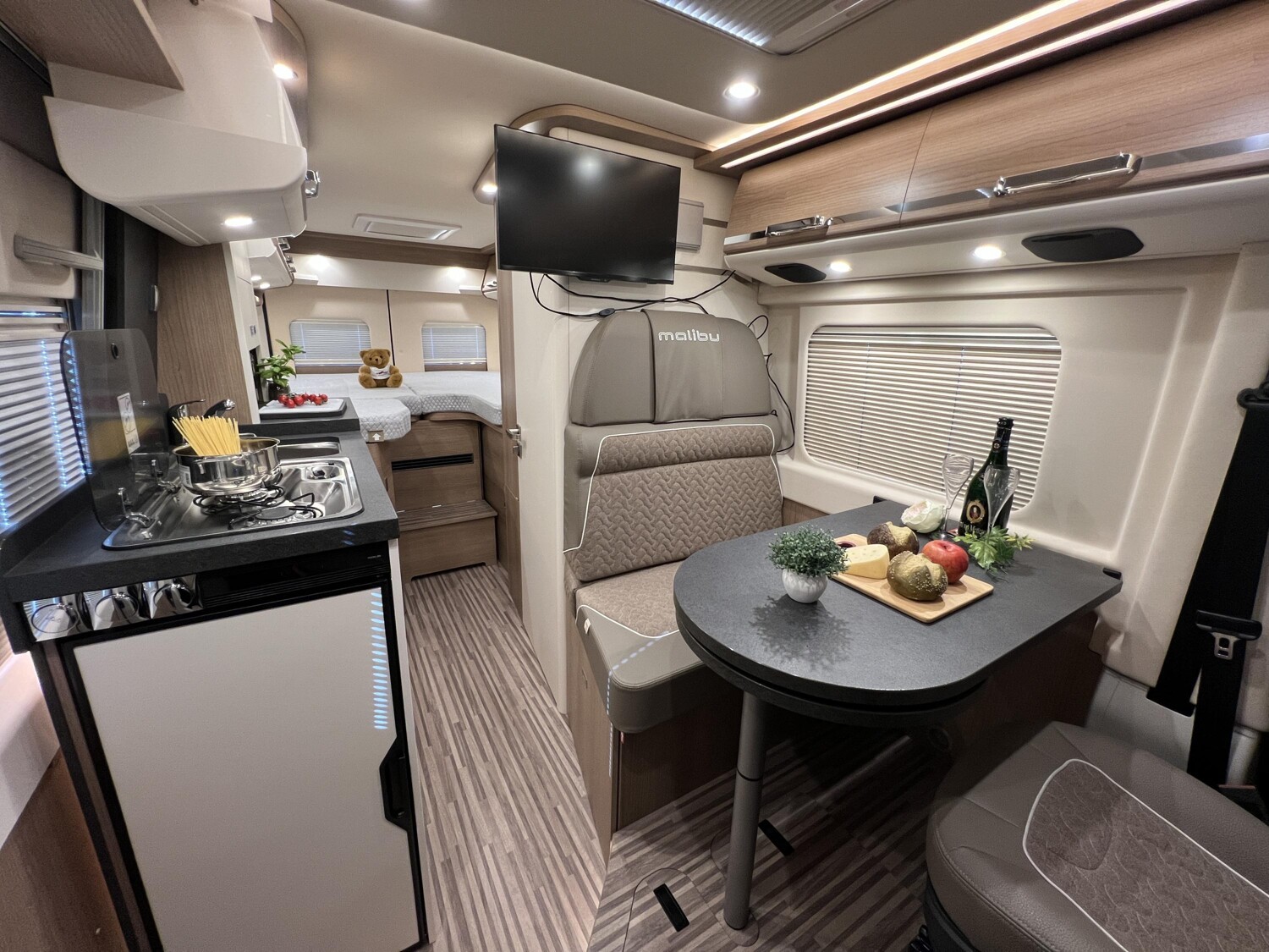 Malibu Van charming GT skyview 640 LE RB – Bild 14