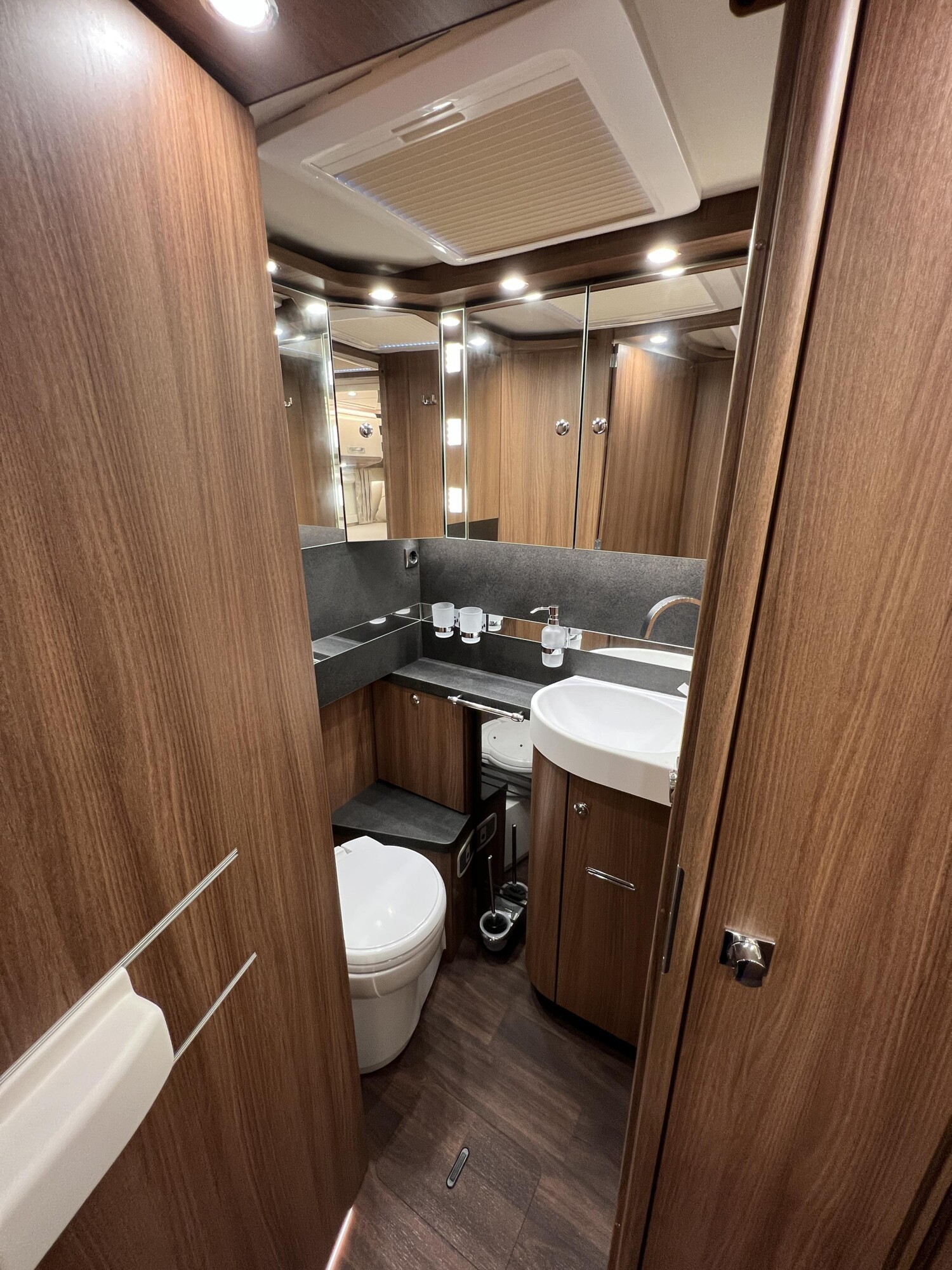 Carthago chic e-line I 50 LE – Bild 35