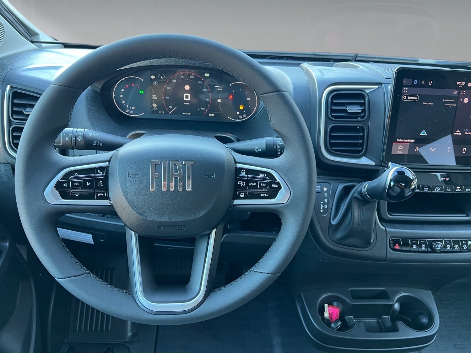 Malibu Van charming coupé 640 LE RB – Bild 9