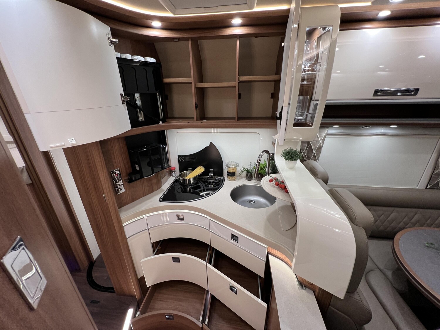 Carthago chic e-line I 50 LE – Bild 20