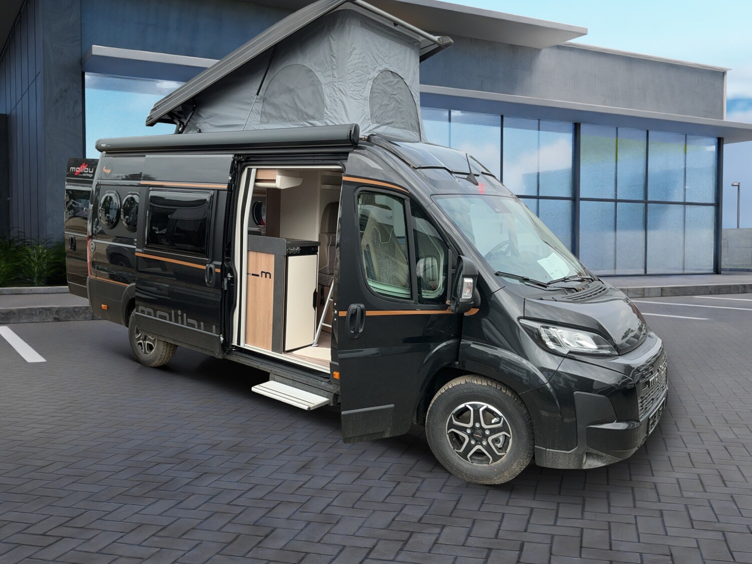 Malibu Van first class - two rooms 640 LE RB Viele Pakete,Abverkauf – Bild 3