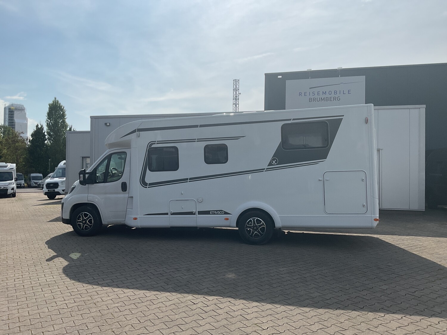 Etrusco T 7400 SB 2025